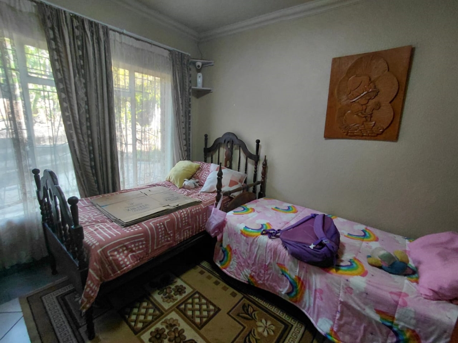 5 Bedroom Property for Sale in Elandsrand North West